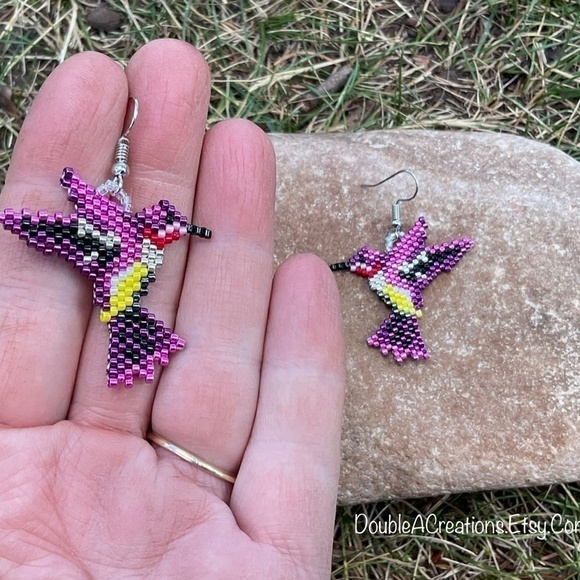 Pink Hummingbird Beaded Earrings, New, Handmade by Me - Picture 2 of 8